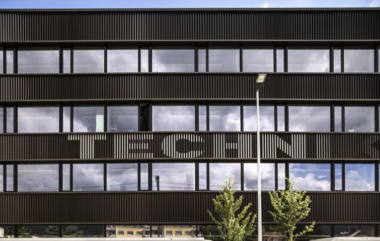 Neubau Mehrfamilienhaus